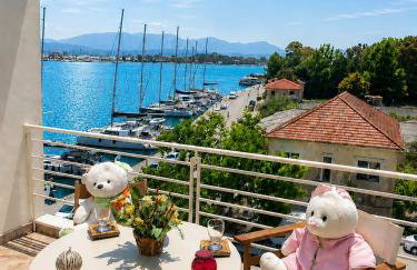AB Preveza Apartments-15 Meters Over the Sea Attic & Alexander's the Great Executive Suite - Foto 1