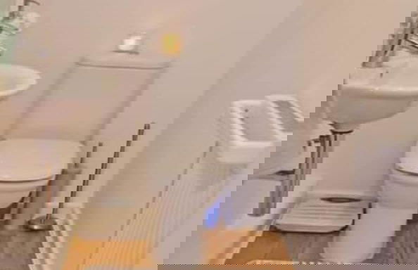 Karah Retreats - Calne - Photo 10