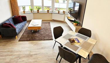 Moderne Ferienwohnung im Herzen von Bad Waldsee - Foto 1