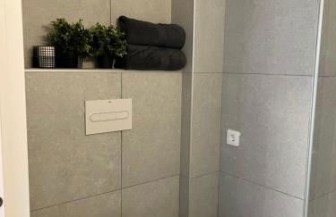 Topdown Apartments - Photo 6