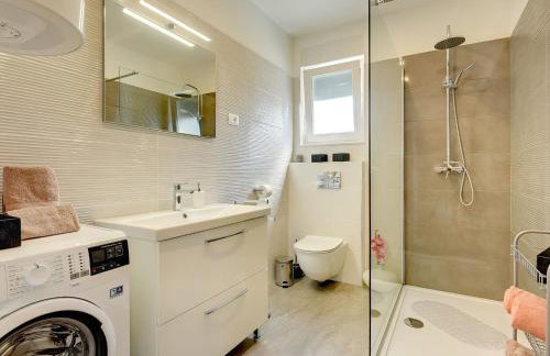 Villa in Kanfanar With Swimming Pool - Foto 44