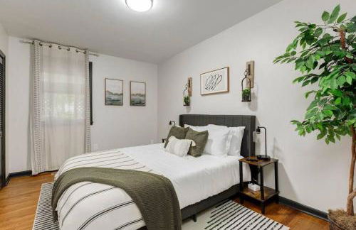 NEW - Modern Rustic Retreat Ardmore Chalet - Foto 29