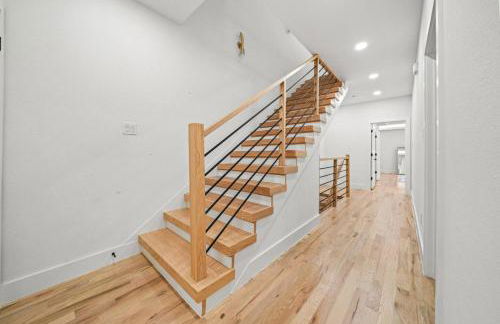 Upscale Group Getaway Sleeps 25 Downtown Dallas - Foto 77