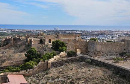 Sagunto Beach Apartment 500m to Sea, WiFi 600Mb y AC - Foto 29