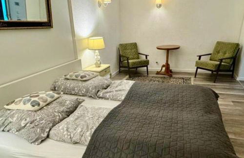 Schöne 2-Zi-Whg Küche Bad Terrasse Parken - Foto 17