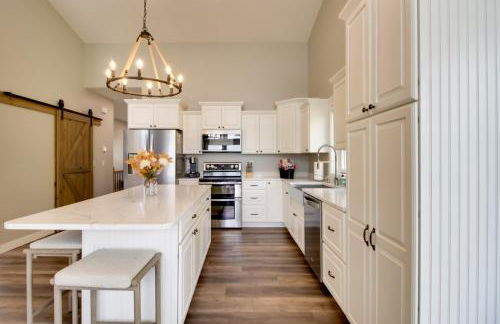 Pearl Lake Retreat with Dock and Stunning Views! - Foto 8