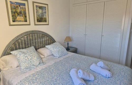 Estupendo apartamento en primera línea de playa y con vistas al mar - Foto 30