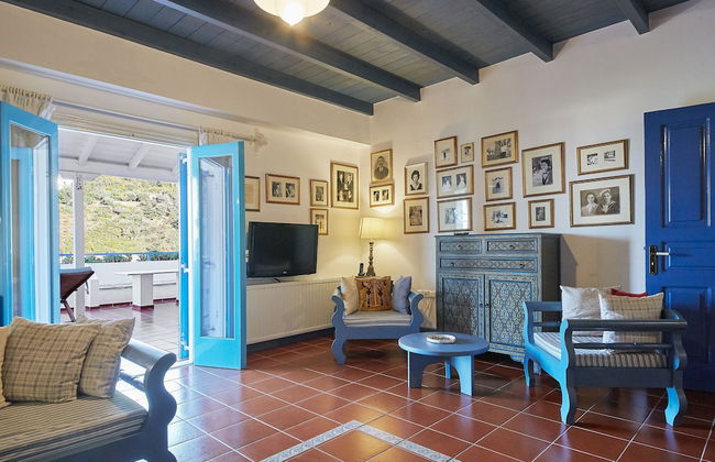 Kerame Studios - Photo 29