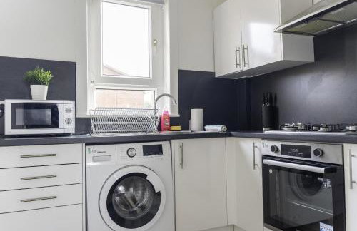 Raploch House - Photo 17