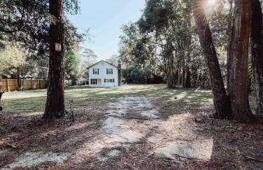 The Refuge on 5th - Pets , Patio & Firepit - Photo 48