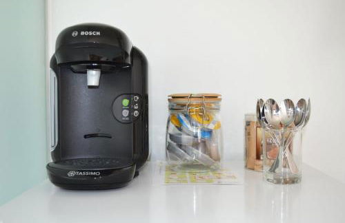 Habitación con baño y entrada independiente - Foto 10