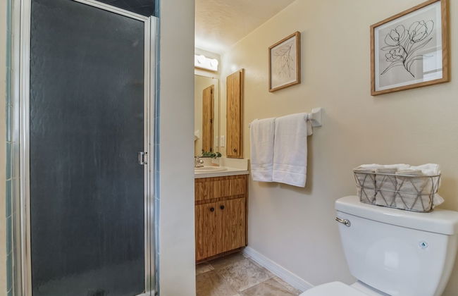 Charming Cottage Escape 3 Bedroom Home by RedAwning - Foto 20