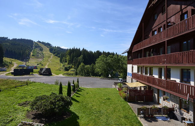 2 bedroom Apartment in Albrechtice v Jizerských horách with garden - Photo 1