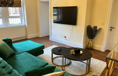 3 Bed - Sleeps 7 - Free Parking - Central Location - Foto 13