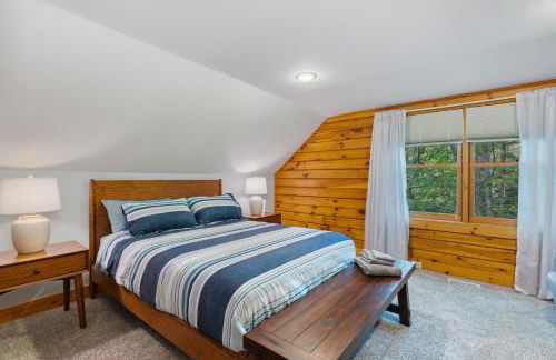 Hermit Lake Winter Retreat Ski, Skate & Game Room - Foto 24