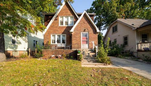 Ferndale Apartment w/ Yard - Near the Detroit Zoo! - Foto 3