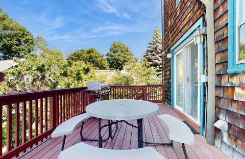 Longview House - Photo 4