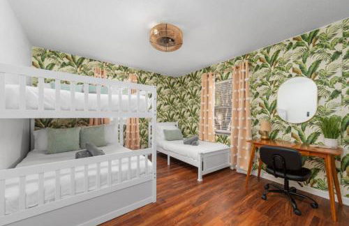 Lakeview with Shuffleboard Table and Wildlife Spotting - Photo 25