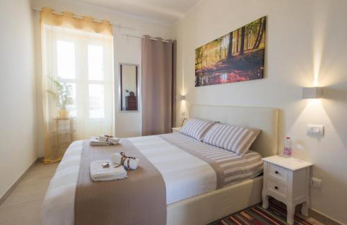 La Balounette - attico centrale panoramico con garage - Photo 12