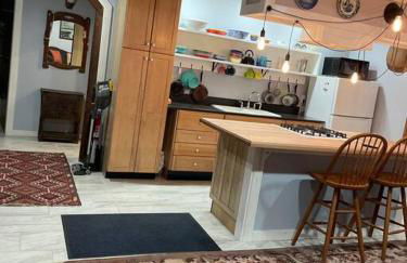 The Apartment at Sky Hollow - Foto 3