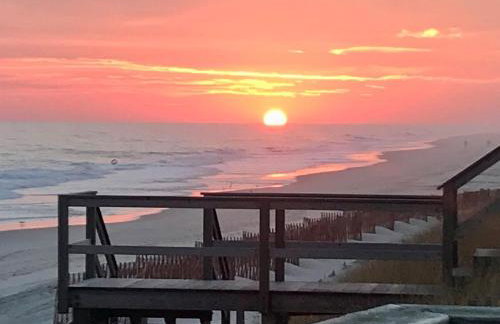 Gorgeous Hamptons Farmhouse - Get the Beach without the Traffic! - Foto 22