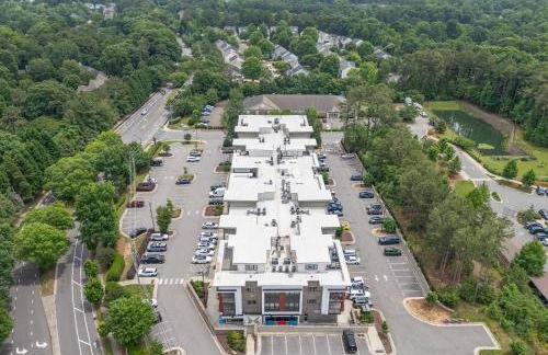 3BR King Bed Balcony North Raleigh - Foto 9