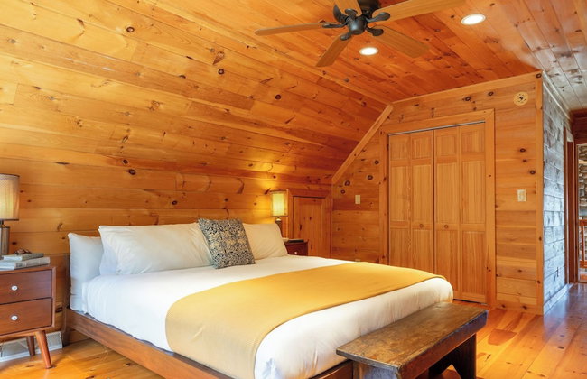 Secluded w/ Deck Views, Hot Tub, & Ping Pong Hudson in the Berks by Avantstay - Foto 93