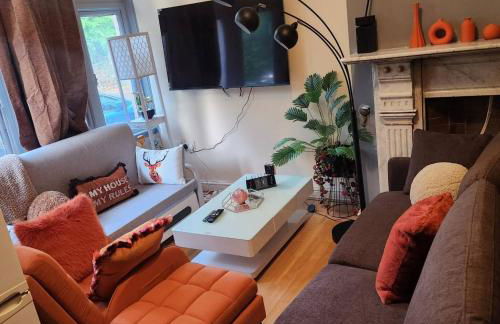 Glams Victoria apartment - Photo 4