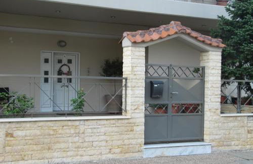 COZY & QUIET CITY APARTMENT - Foto 1