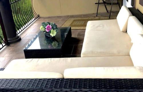 5 BR Villa Private Pool Jacuzzi Golf Cart 3 min to Beach - Foto 20