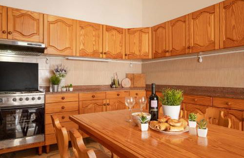 La Corte con Vista - with Terrace & Parking - Foto 15