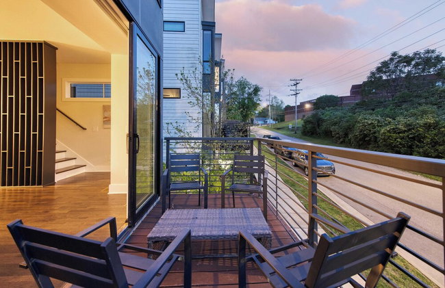 Luxe 4bdr w/ Balcony & Parking, 10 Mins to Broadway 9th Avenue by Avantstay - Foto 31