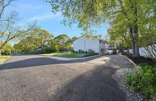 Walk to the Beach - Modern Home with FirePit and Bikes - Foto 76
