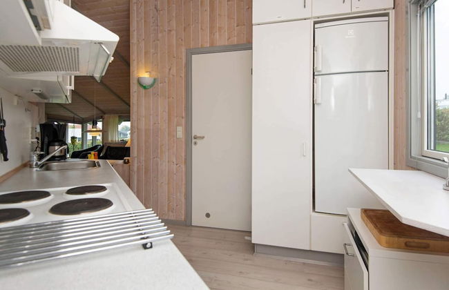 6 Person Holiday Home in Sjolund - Foto 9