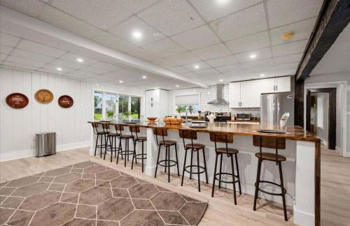 Whitewaters-Main plus Genoa on Oneida Lake - Sleeps 19 - Photo 35