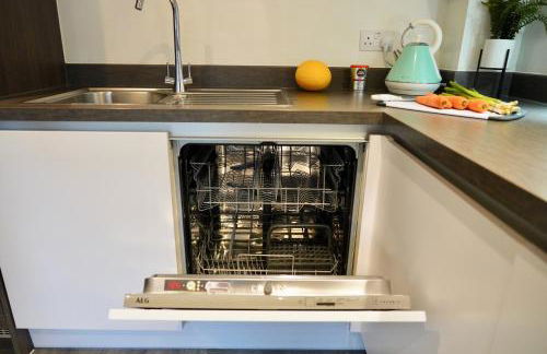 Luxury 2 Bed Apartment with Parking near London - Foto 24