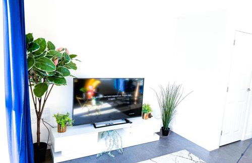 City Centre house for Family, Group & Contractor Stay - Sleeps Upto 9 Guests with Free Parking - Foto 12