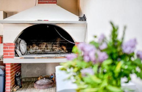 4 Bedroom Amazing Home In Prkos - Foto 10