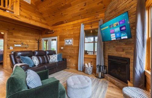 Family Friendly ~ Hocking Hills Cabin ~ Close to Caves, w/Wifi - Foto 13