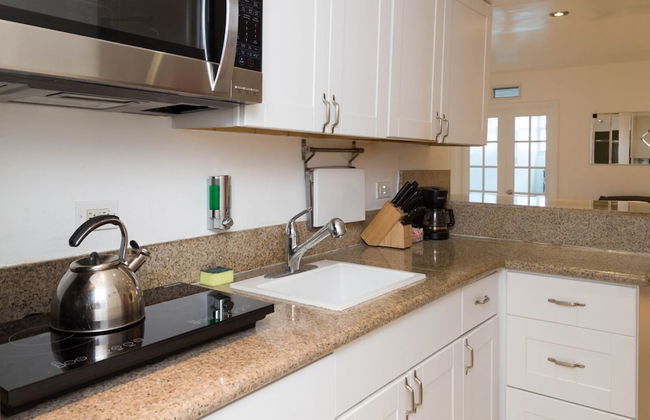 Castle Beach Club Apartments - Photo 70