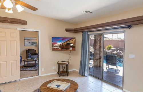 Beach Happy-Lake Close-Private Waterpark Oasis -sleeps 14 - Foto 23