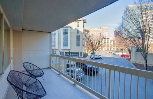 This Apt is Perfect For Business Trips or a Relaxing Vacation - Photo 6