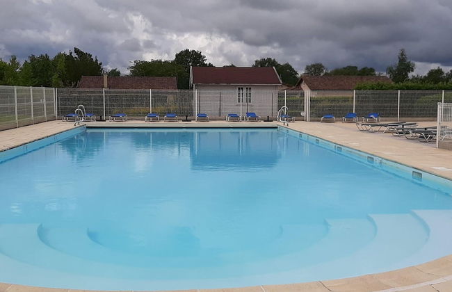 Villa in Les Forges With Golf & Pool Access - Foto 20