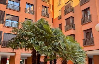 Airport Madrid Plenilunio Suites blue - Photo 26