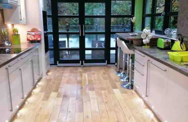 The Loch Lomond Townhouse In The Centre of Balloch - Foto 16