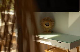 Aphrodite Luxury Suites, Private Heated Pool & Jacuzzi -Romantic Escape for Couples - Photo 79