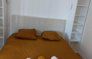 La Villa Bompard 48M2 Cœur de ville avec terrasse - Foto 7