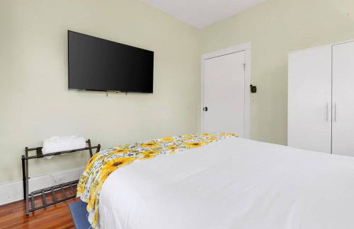 Cottontown Bungalow - Fast WiFi - Walk Downtown - Foto 18