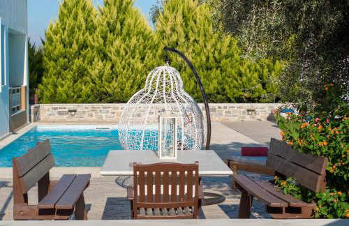 Newly Renovated Villa 4 Seasons with BBQ, private pool, ping pong and football table - Foto 18