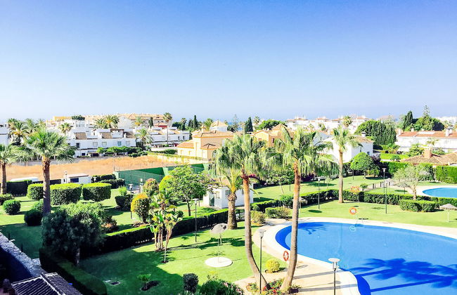 2 bedroom Apartment in Marbella with swimming pool and garden - Photo 19